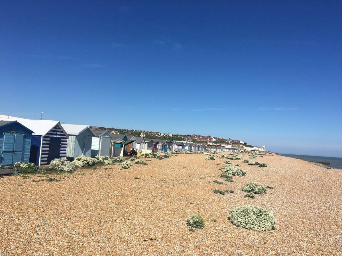 Sea View Juliette Apartamento Hastings Exterior foto