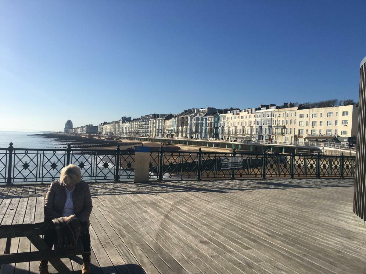 Sea View Juliette Apartamento Hastings Exterior foto